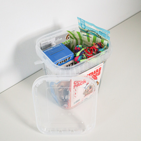 Christmas Pack para perro de Wuapu con snacks, juguetes y alimento húmedo