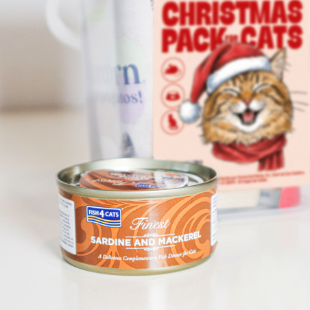 Christmas Pack para gato de Wuapu con snacks, juguetes y alimento húmedo